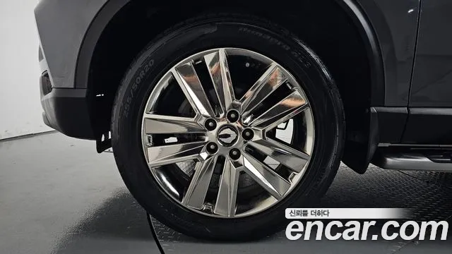KG_Mobility_Ssangyong Rexton 2019 thumb 5