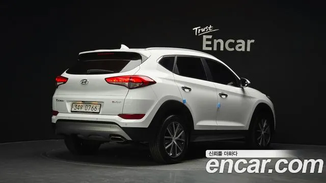 Hyundai Tucson 2016 thumb 2