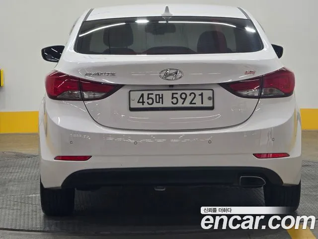 Hyundai Avante 2013 thumb 4