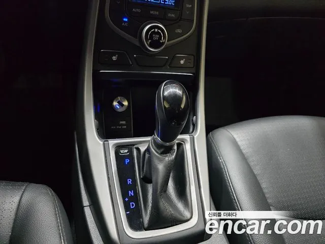 Hyundai Avante 2013 thumb 9