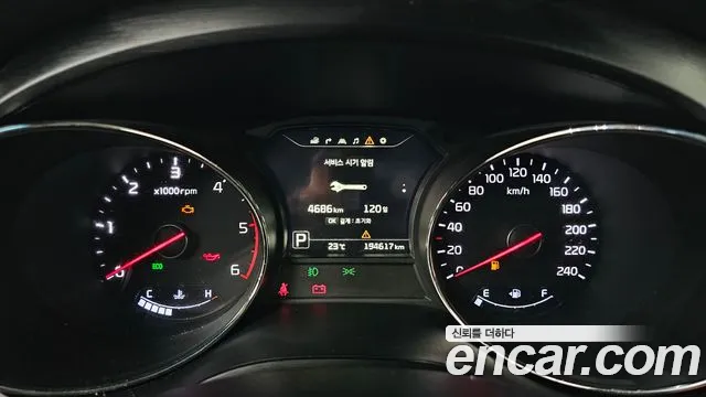 Kia Carnival 2018 thumb 8