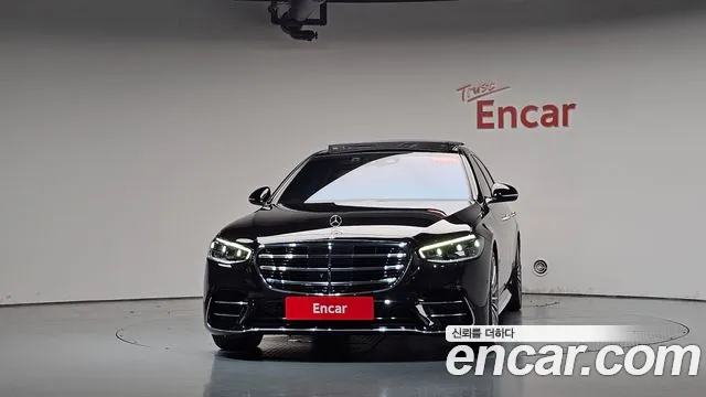 Mercedes-Benz S-Класс 2023 thumb 2