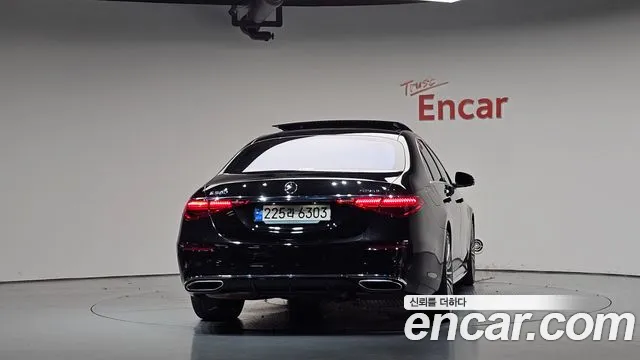 Mercedes-Benz S-Класс 2023 thumb 3
