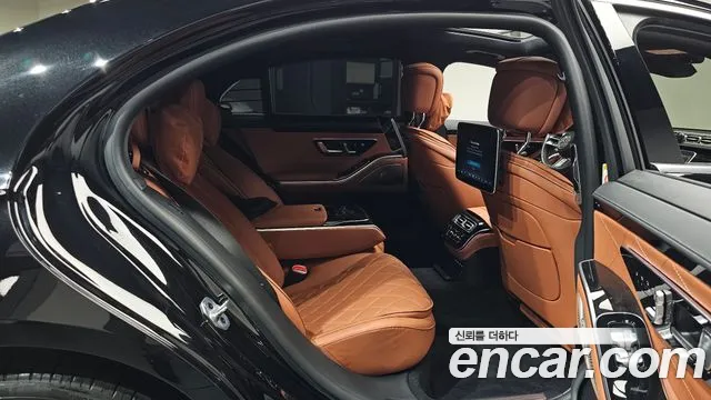 Mercedes-Benz S-Класс 2023 thumb 10