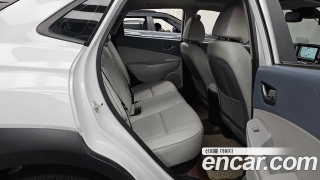 Hyundai Kona 2018 thumb 11