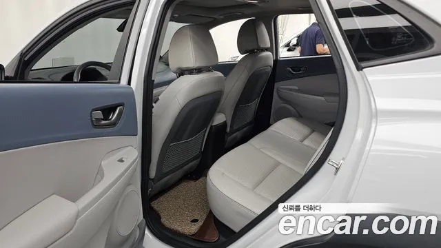 Hyundai Kona 2018 thumb 12