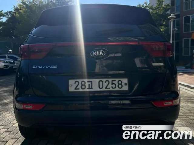 Kia Sportage 2016 thumb 5