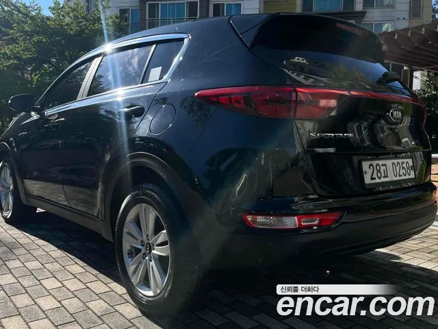 Kia Sportage 2016 thumb 6