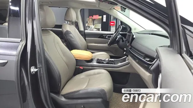 Kia Carnival 2024 thumb 10