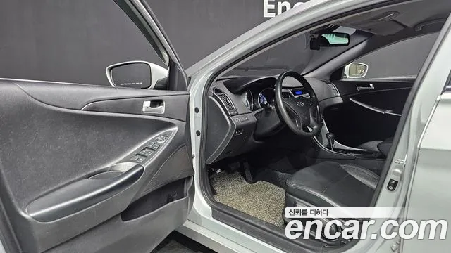 Hyundai Sonata 2010 thumb 10