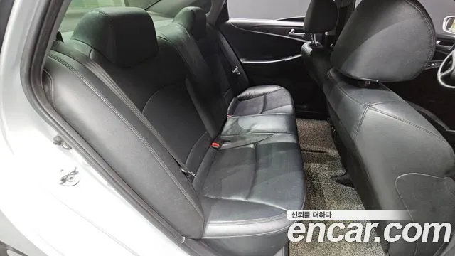 Hyundai Sonata 2010 thumb 12