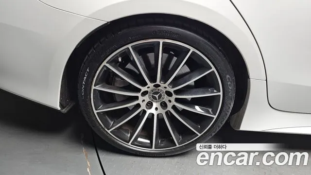 Mercedes-Benz CLS-Class 2019 thumb 5