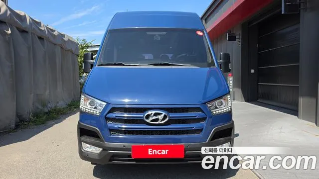 Hyundai Staria 2017 thumb 3