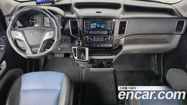 Hyundai Staria 2017 thumb 7