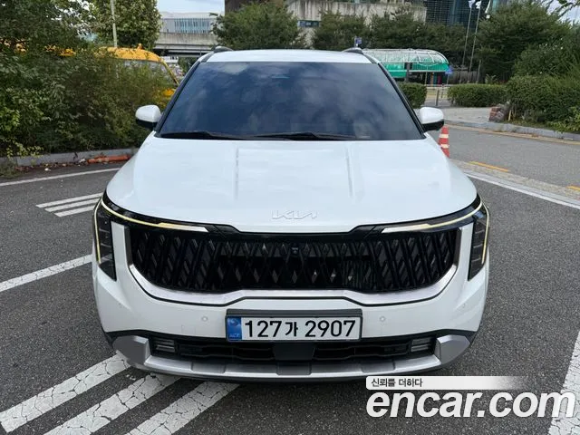 Kia Carnival 2024 thumb 2