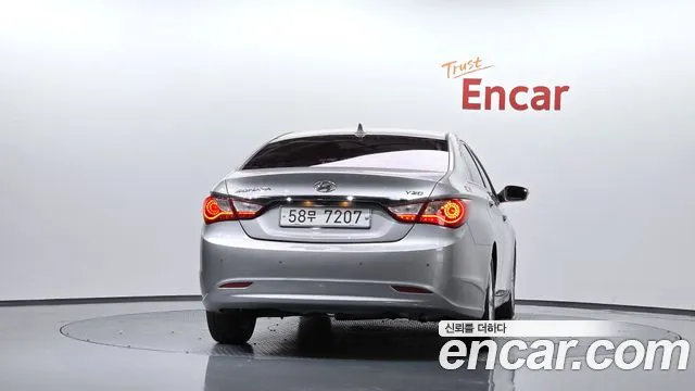 Hyundai Sonata 2010 thumb 4