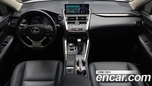 Lexus NX 2017 thumb 7