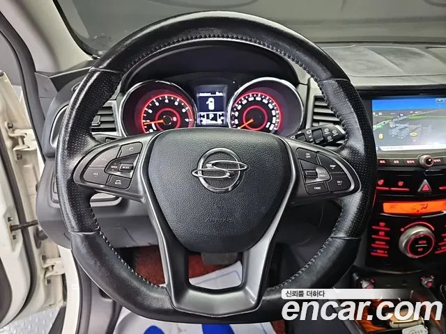KG_Mobility_Ssangyong TIBOLI 2017 thumb 9