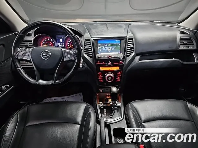 KG_Mobility_Ssangyong TIBOLI 2017 thumb 11