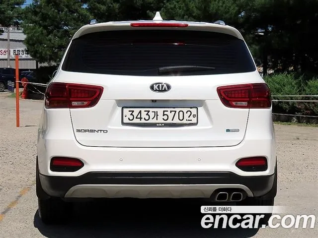 Kia Sorento 2018 thumb 4