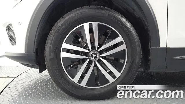 Mercedes-Benz GLB 2021 thumb 5