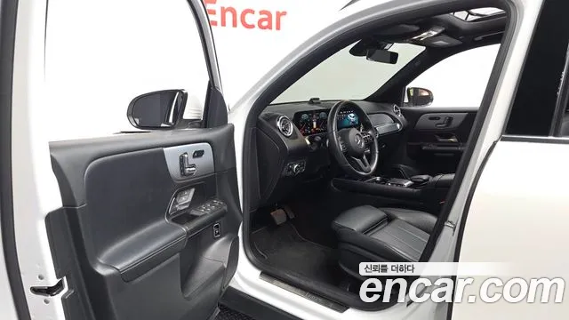 Mercedes-Benz GLB 2021 thumb 10