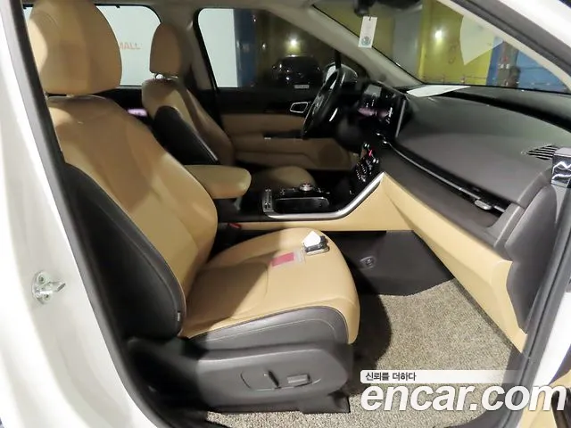 Kia Carnival 2021 thumb 9
