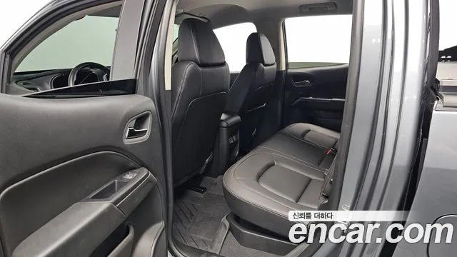 ChevroletGMDaewoo Colorado 2022 thumb 10