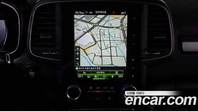 Renault-KoreaSamsung Koleos 2017 thumb 12