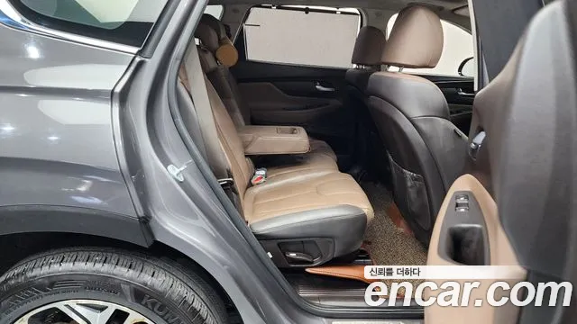 Hyundai Santa Fe 2019 thumb 11