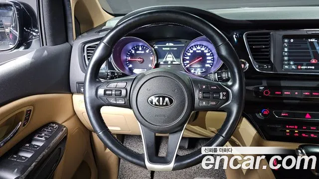 Kia Carnival 2020 thumb 12