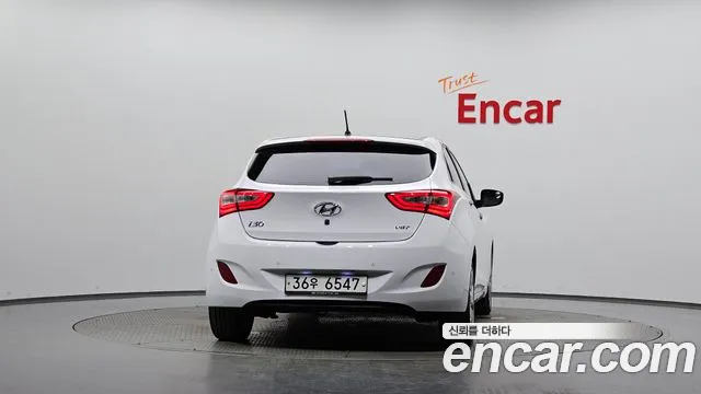 Hyundai i30 2013 thumb 3