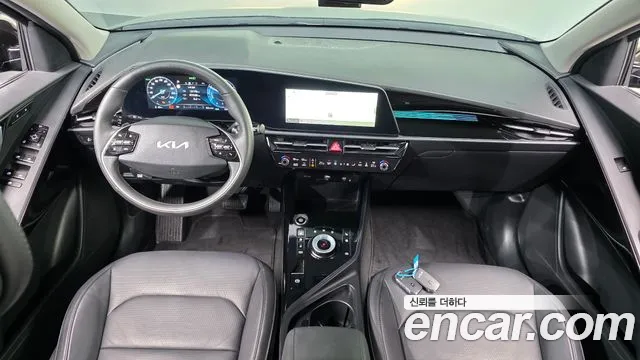 Kia Niro 2023 thumb 6