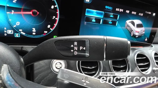 Mercedes-Benz E-Класс 2022 thumb 9