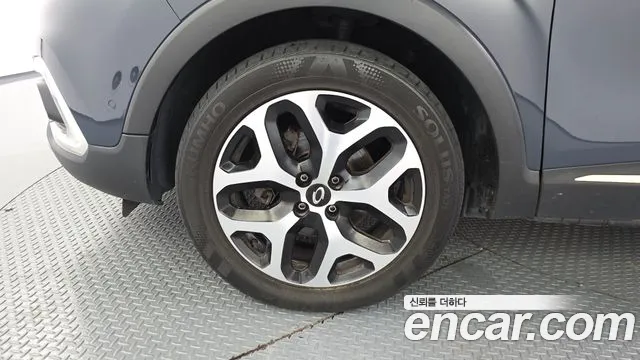 Renault-KoreaSamsung Captur 2018 thumb 5
