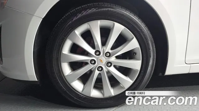ChevroletGMDaewoo Cruze 2013 thumb 5