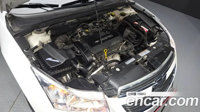 ChevroletGMDaewoo Cruze 2013 thumb 6