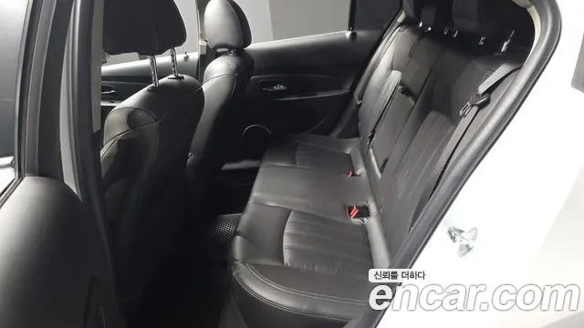 ChevroletGMDaewoo Cruze 2013 thumb 12