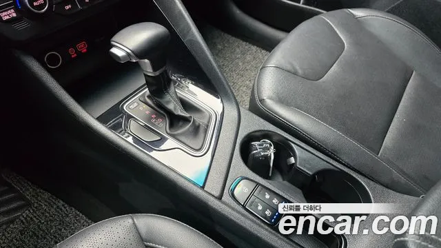Kia Niro 2017 thumb 9
