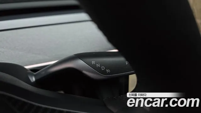 Tesla Model Y 2024 thumb 8
