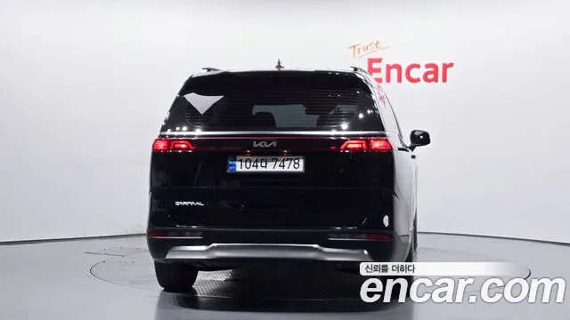 Kia Carnival 2023 thumb 3