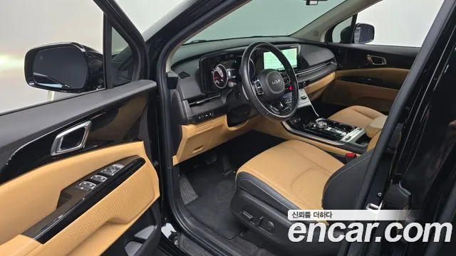 Kia Carnival 2023 thumb 9