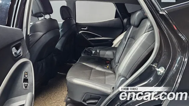 Hyundai Santa Fe 2018 thumb 12