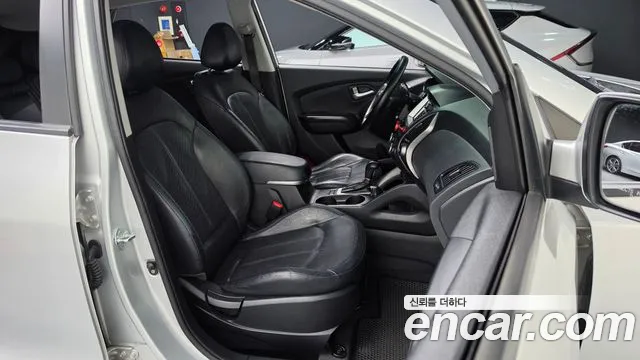 Hyundai Tucson 2013 thumb 11