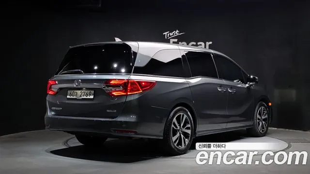 Honda Odyssey 2018 thumb 2