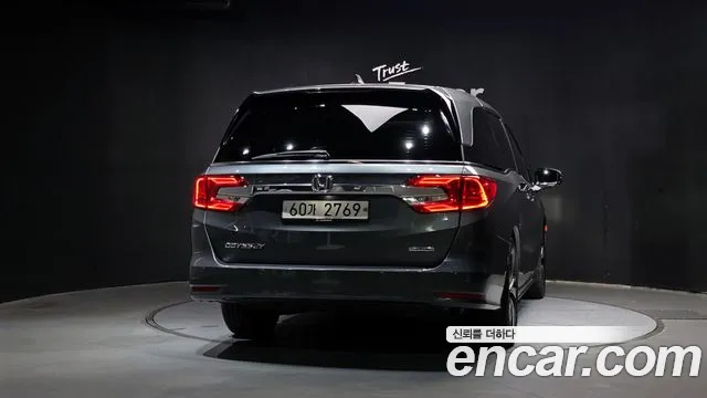 Honda Odyssey 2018 thumb 4
