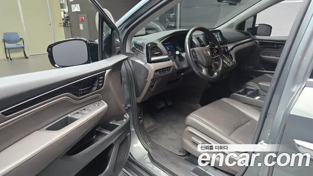 Honda Odyssey 2018 thumb 10