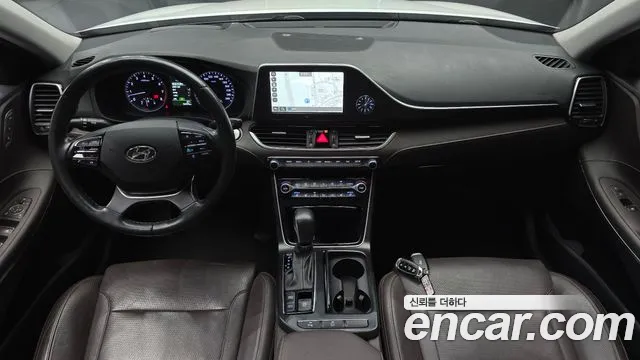 Hyundai Grandeur 2017 thumb 7