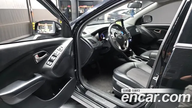 Hyundai Tucson 2010 thumb 10