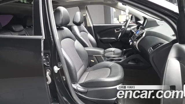 Hyundai Tucson 2010 thumb 11